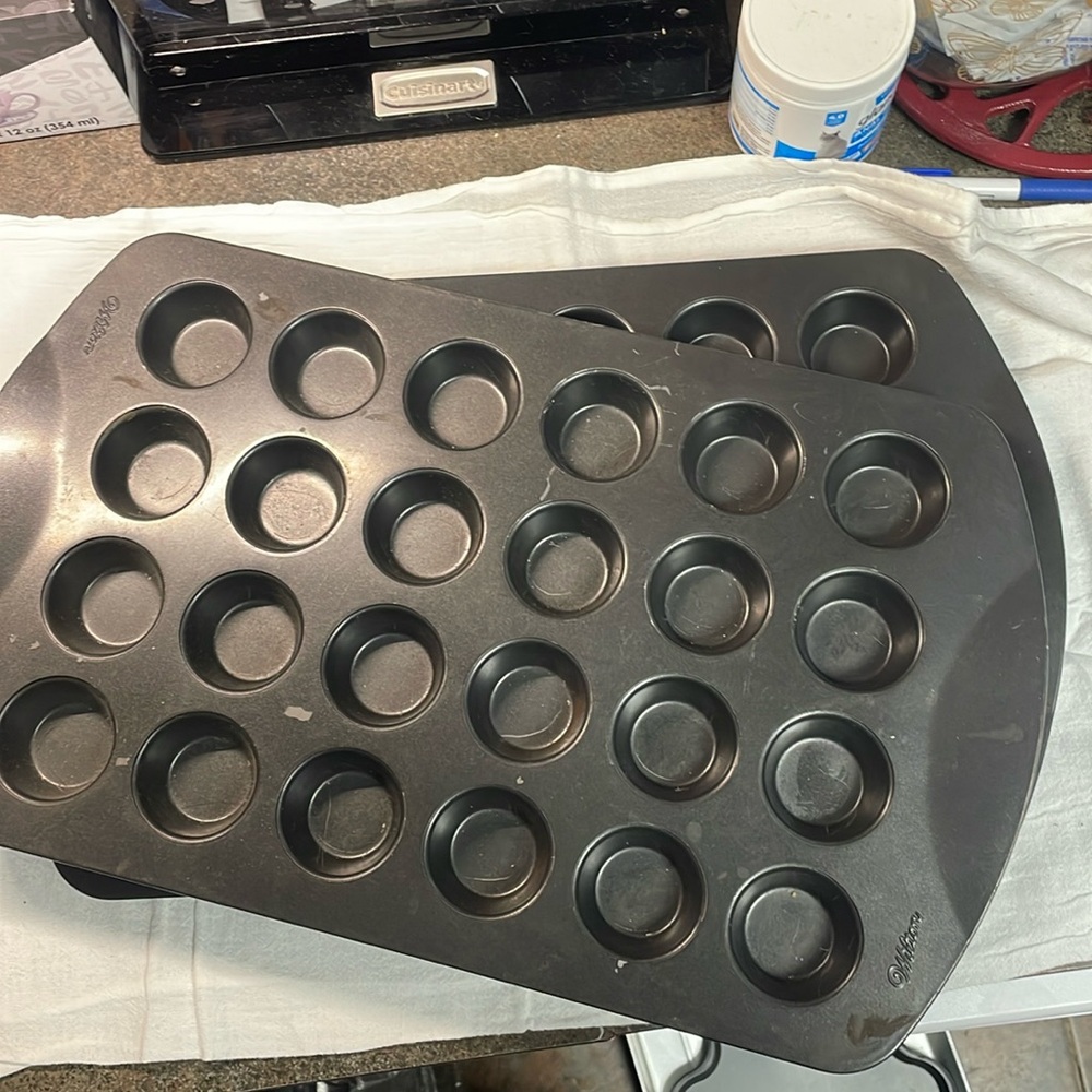 2 - Wilton 24 count Mini Muffins cupcakes Pan  used
